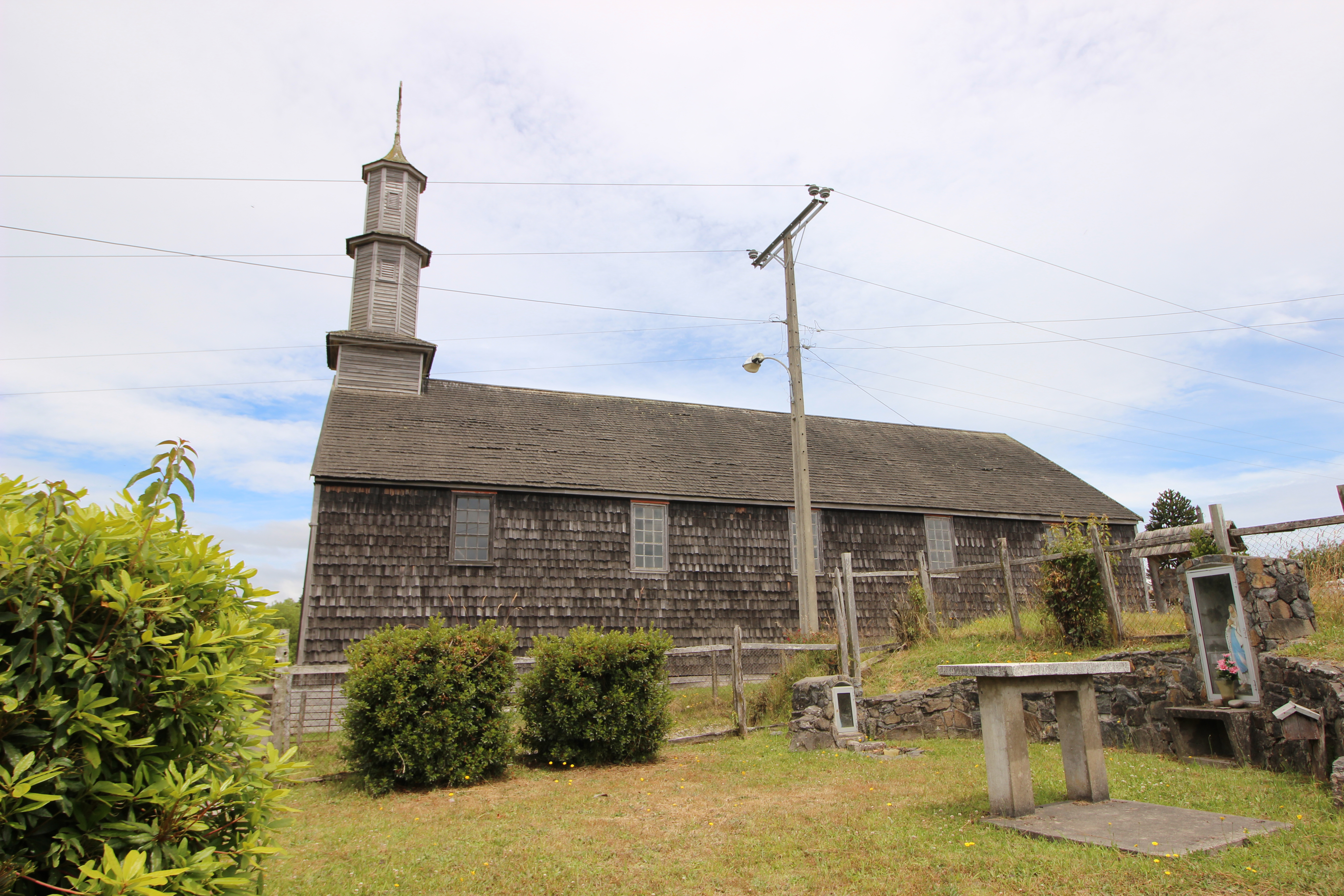 San Antonio of Vilupulli church, Chiloe (c) Bernadette Devilat, 2023